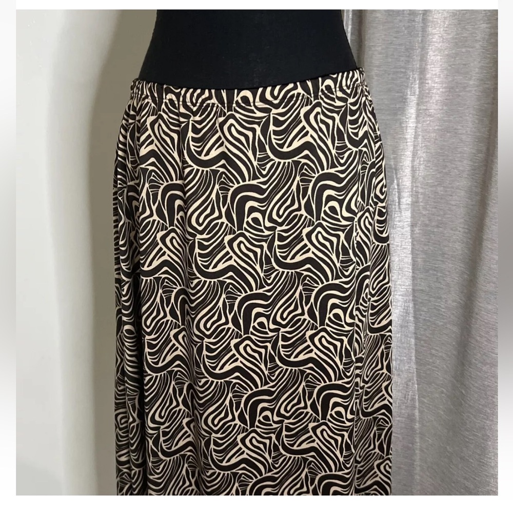 Hypnotized Skirt Dark Brown and Beige Size Medium